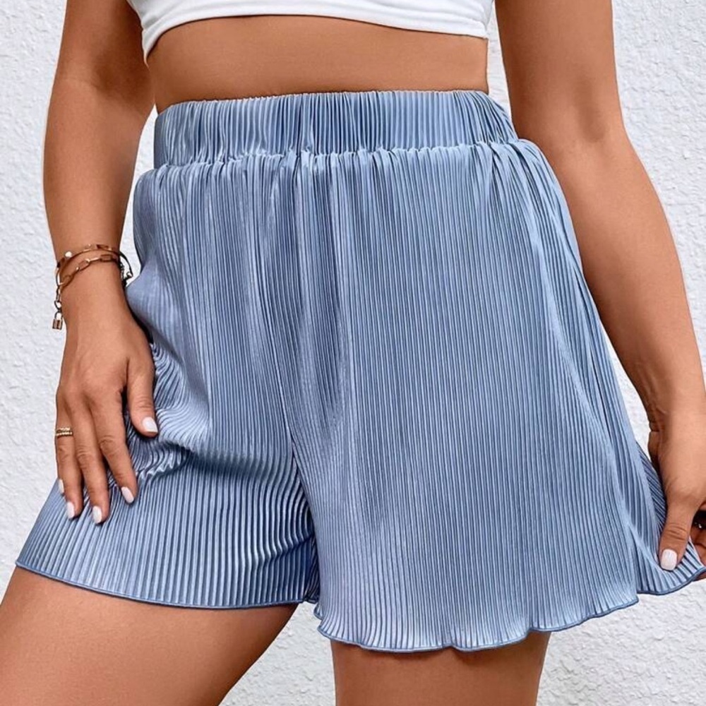 NWOT SHEIN PLISSE SHORTS